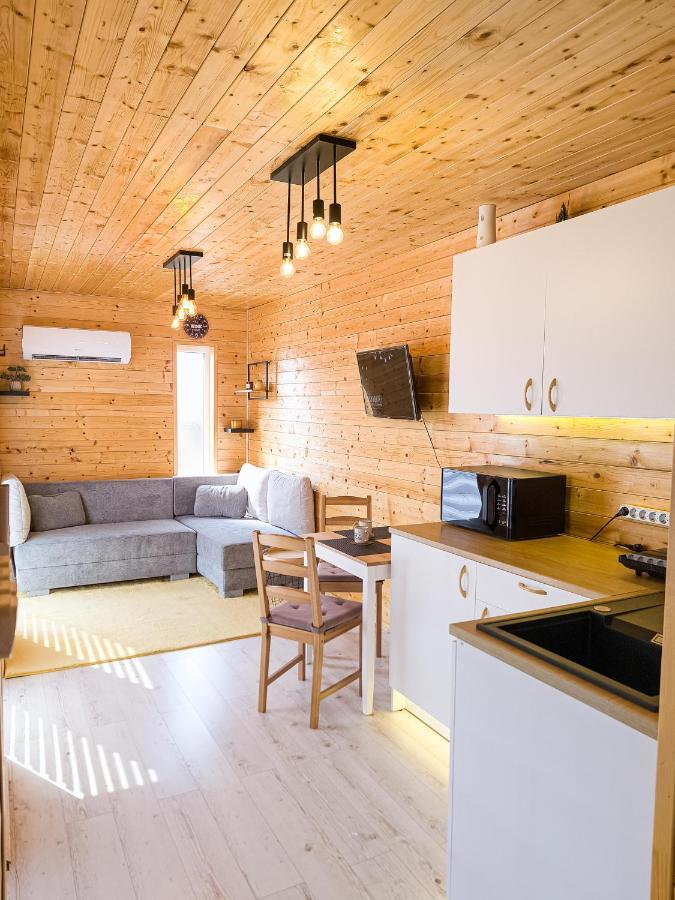 Sárvár Cosa Nostra Apartman מראה חיצוני תמונה